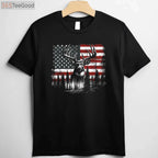 American Flag Deer Hunting T-Shirt - Whitetail Buck Antlers Hunter Gift