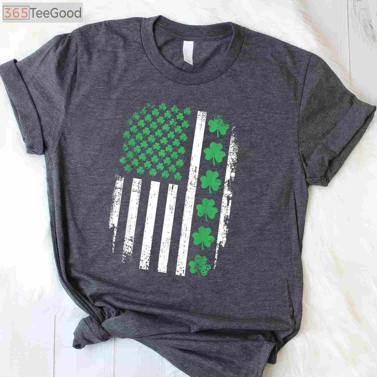 American Flag with Shamrocks St Patrick’s Day T-Shirt, Irish USA Patriotic Shirt