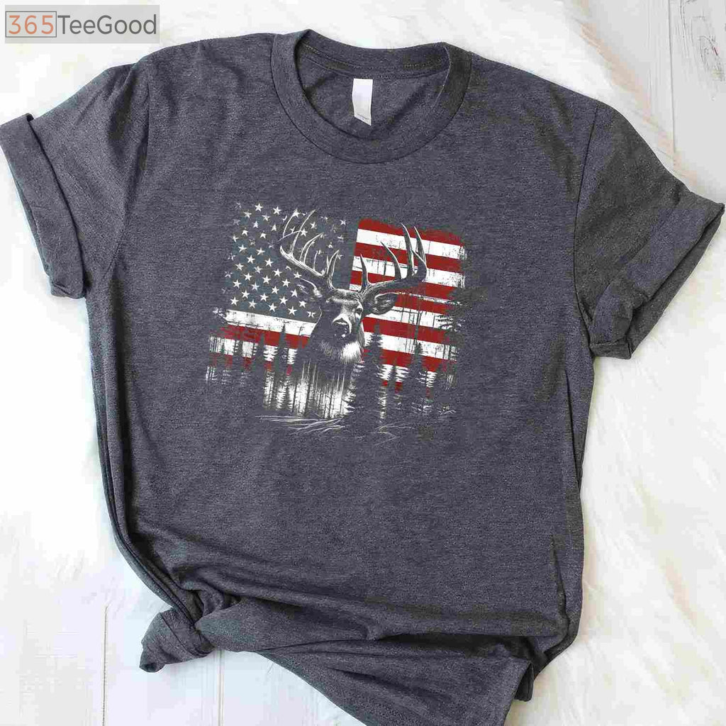 American Flag Deer Hunting T-Shirt - Whitetail Buck Antlers Hunter Gift