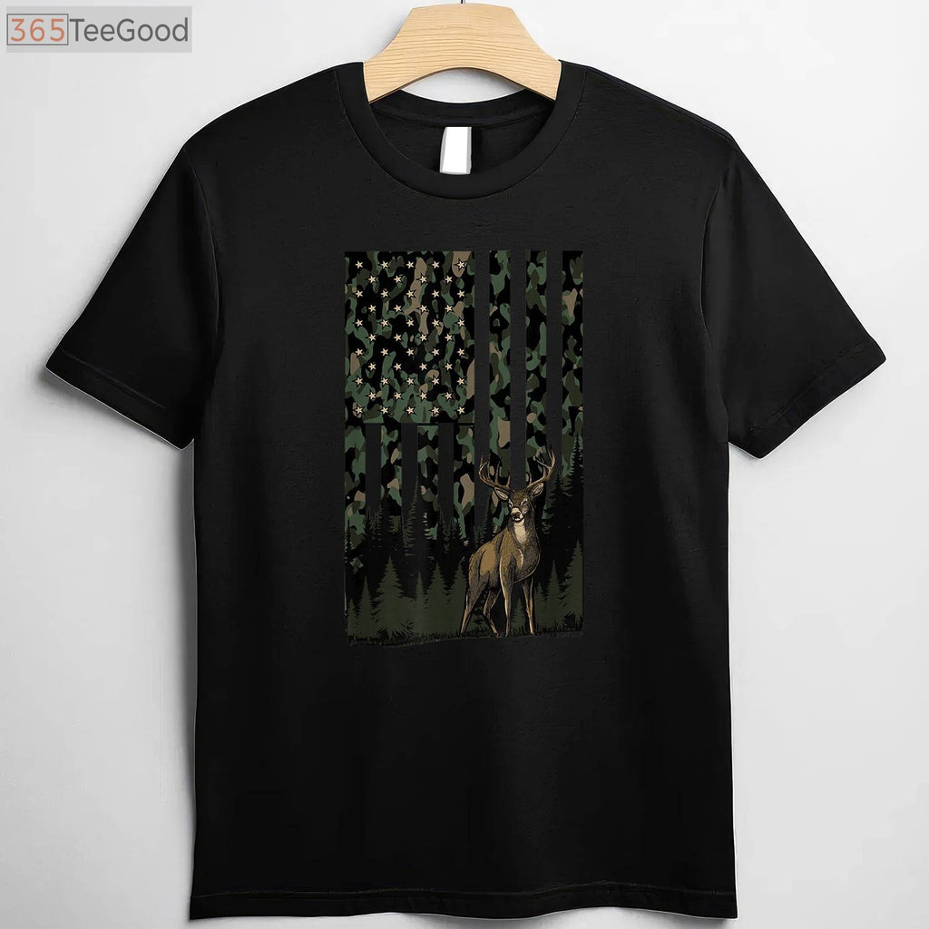 Camo American Flag Deer Hunting Gift for Men, Patriotic Dad Hunter T-Shirt