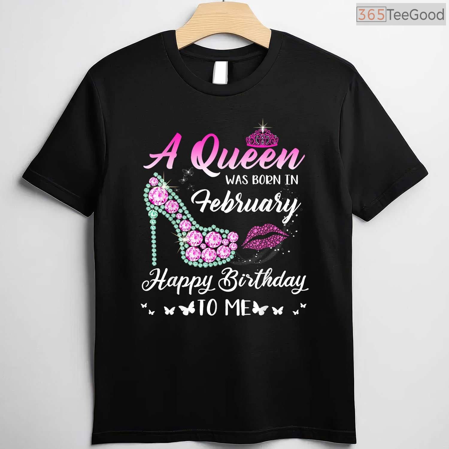 Cute February Birthday Shirt – A Queen Was Born In February Funny T-Shirt