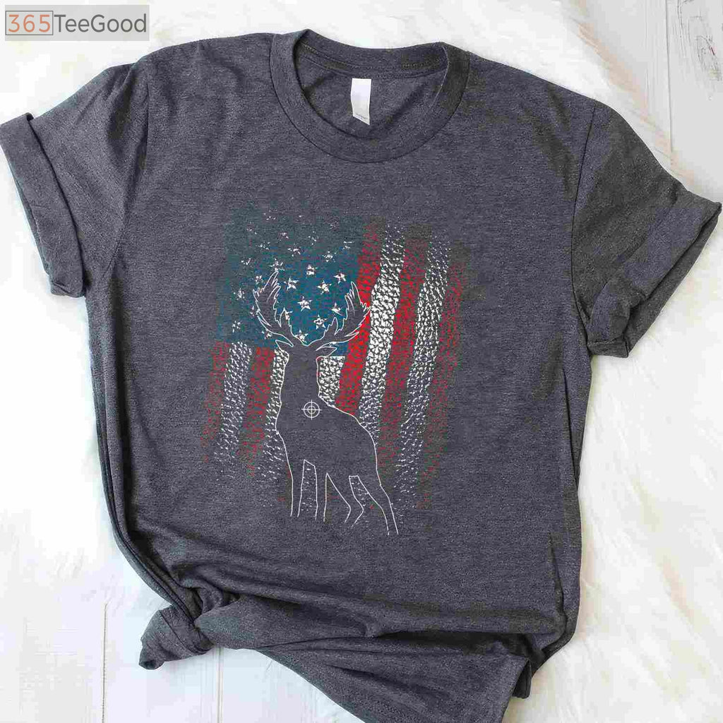 Deer Hunting American Flag Hunting T-Shirt, Whitetail Buck Antlers Hunter Shirt for Men