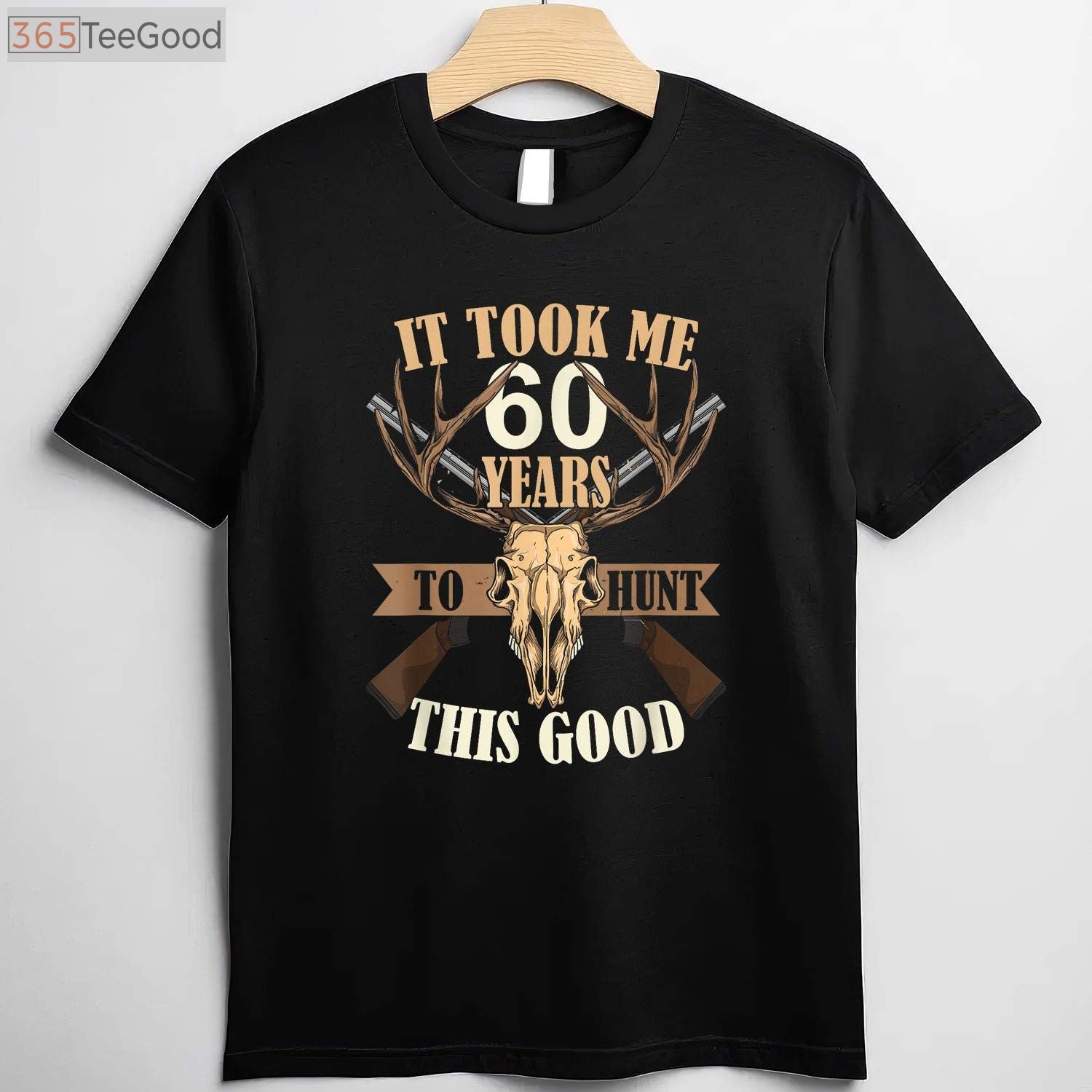 Hunters 60th Birthday Hunting T-Shirt, 60 Years Old Deer Hunting Buck Stag Gift for Men