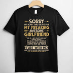 I Love My Freaking Awesome Girlfriend She’s a Bit Crazy Funny T-Shirt Tee Boyfriend Gift