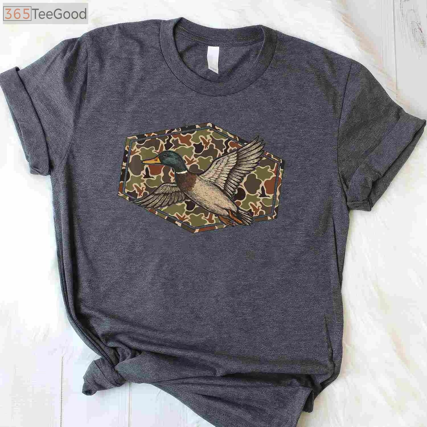 Mallard Duck Camouflage Hunting Shirt, Seasonal Waterfowl Hunter Graphic Tee
