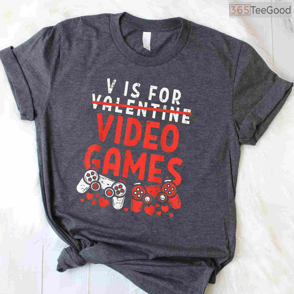 V is for Video Games Funny Gamer Valentine T-Shirt, Retro Gaming Controller Heart Shirt for Boys