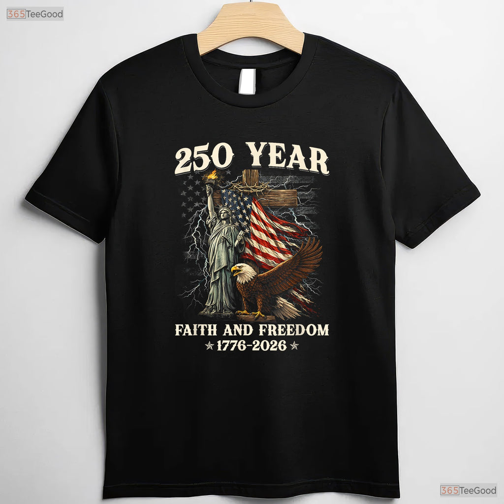 250th Anniversary USA Patriotic 4th July Valentine T-Shirt Catfish Fishing