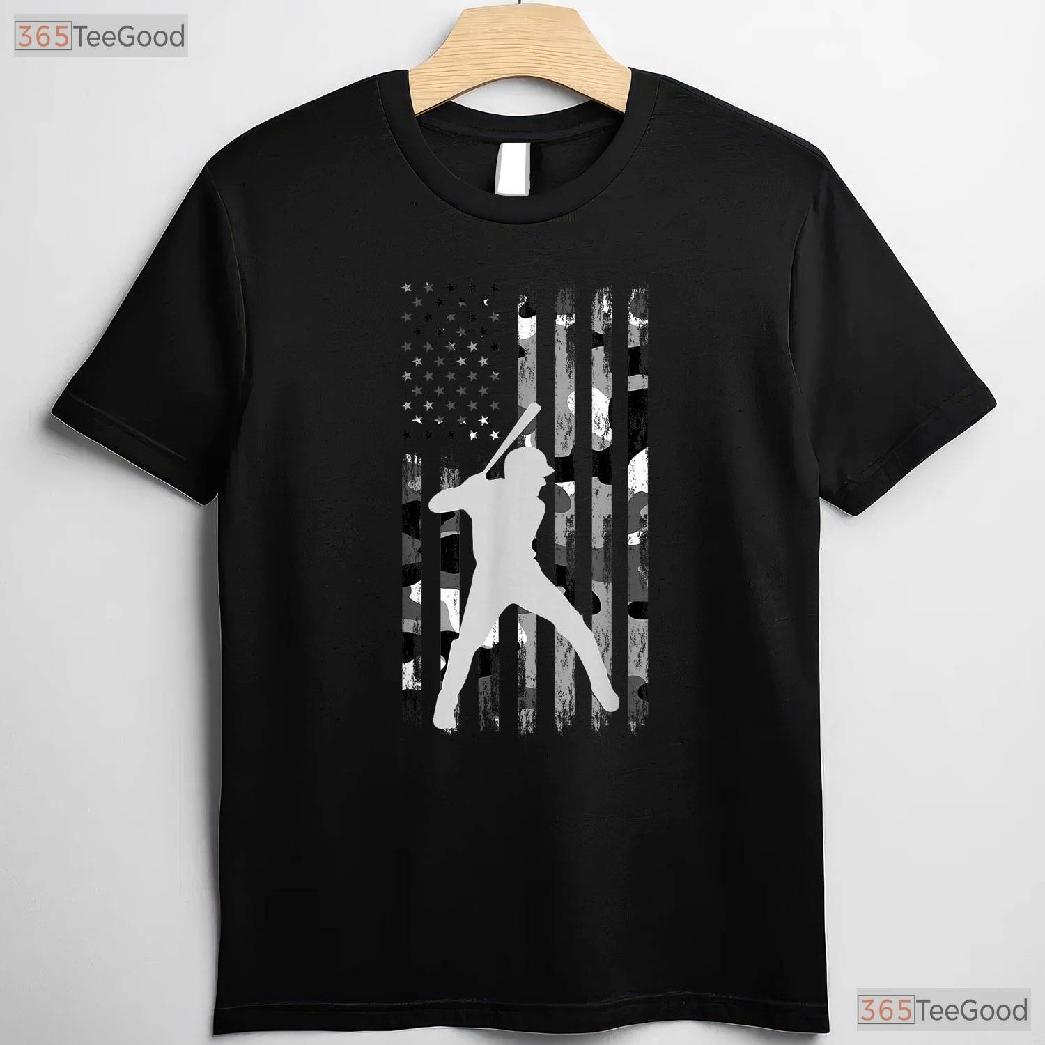 American Flag Baseball Player Camo T-Shirt USA Patriotic Graphic Sports Gift