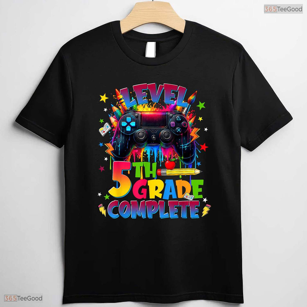Gamer Level 5th Grade Complete Gaming Graduation Last Day Of School T-Shirt
