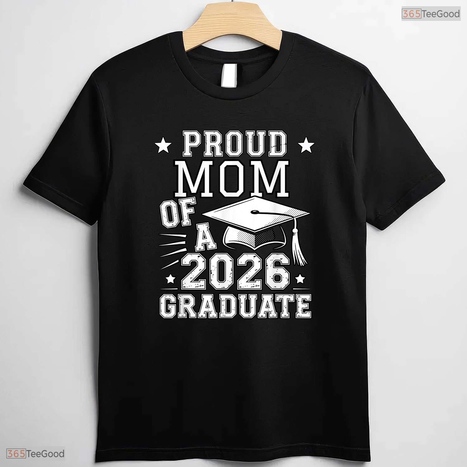 Cute Proud Mom 2026 Graduate High School Graduation Family Matching T-Shirt