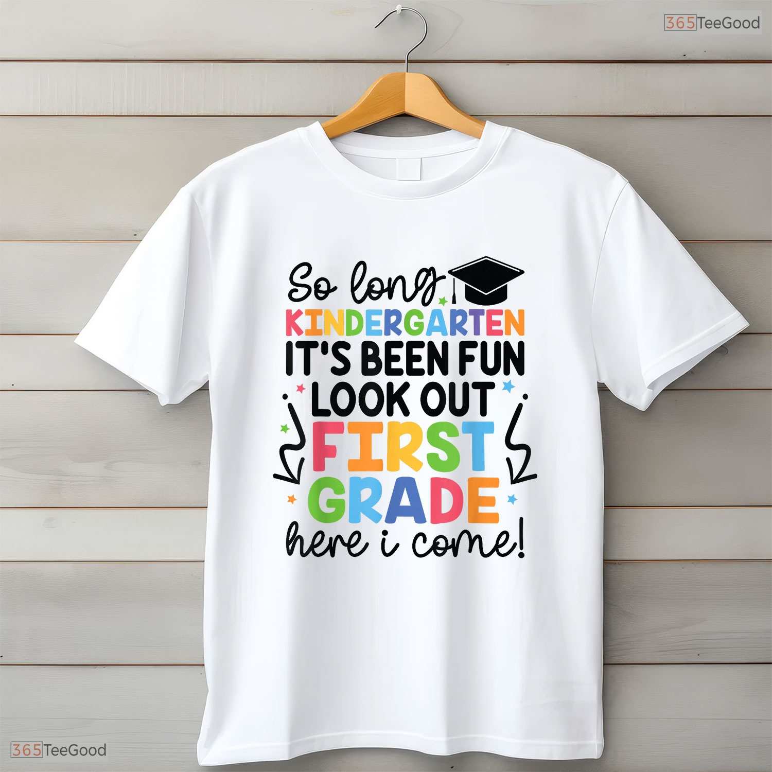 Fun Kindergarten Graduation Graduate 1st Grade Here I Come Kids T-Shirt