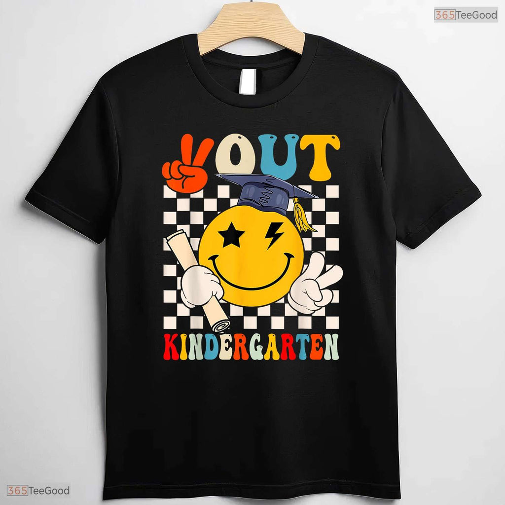Groovy Peace Out Kindergarten Last Day Of School Retro Graduation Kids Shirt
