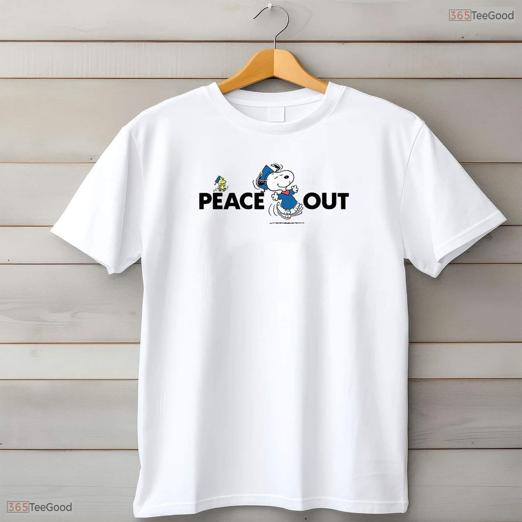 Retro Comic Dog Peace Out Class Of 2026 Graduate Cute Cartoon Animal T-Shirt