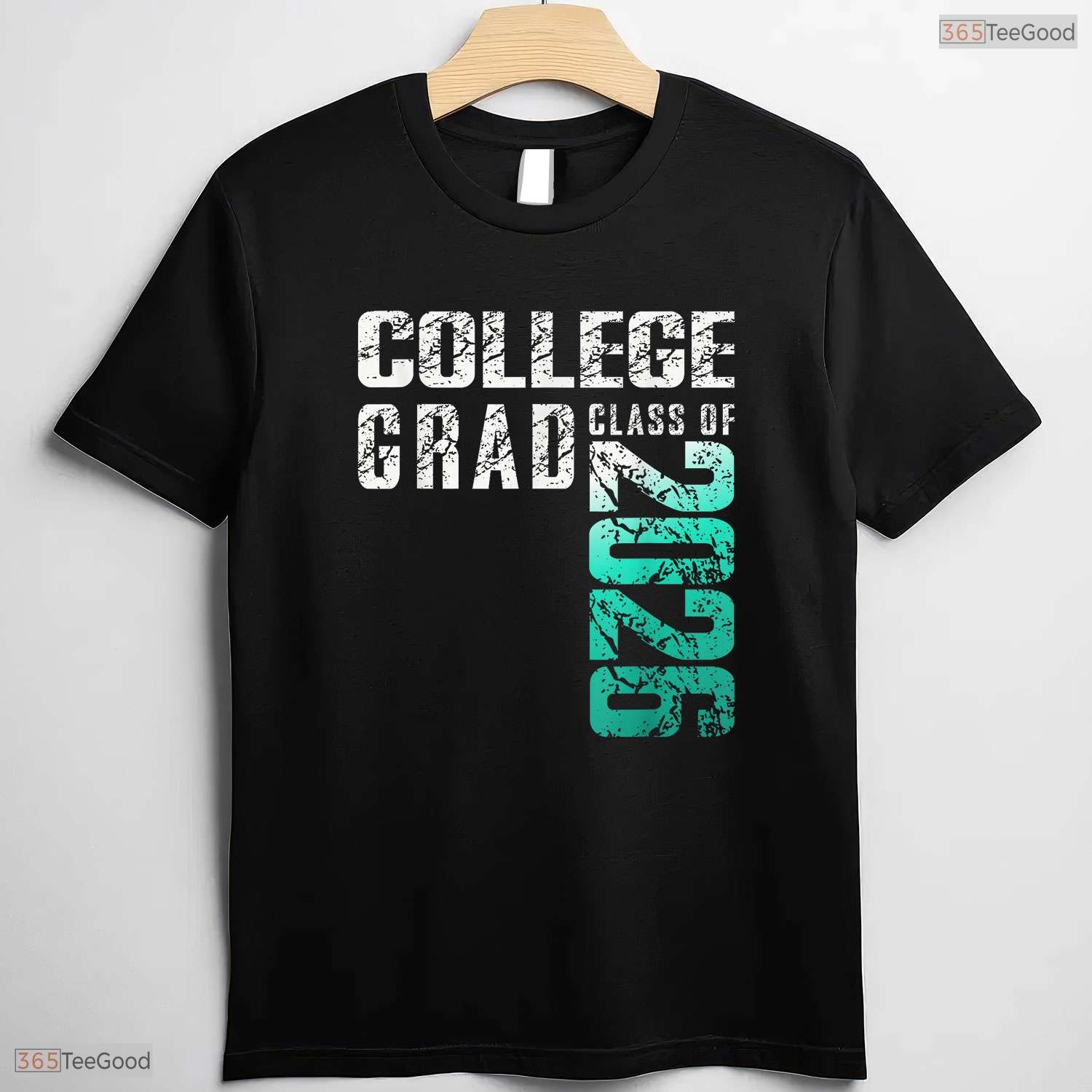Official College Grad Class Of 2026 University Bachelor Degree Graduation T-Shirt
