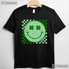Retro Groovy Smiley Face St Patricks Day T-Shirt Hippie Shamrock Happy Tee