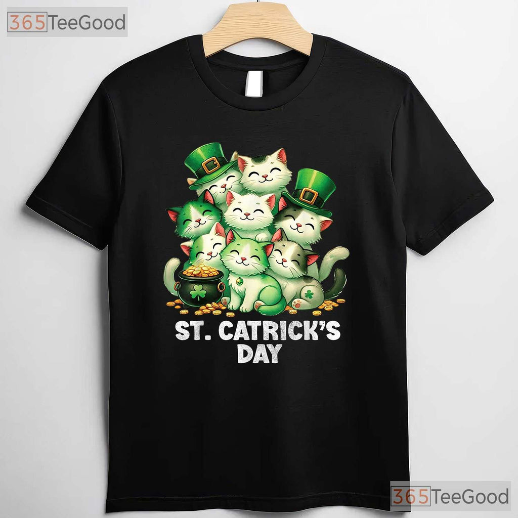 Happy St Catricks Day Cats T-Shirt Funny Kitten Irish Pet Lover Gift Tee
