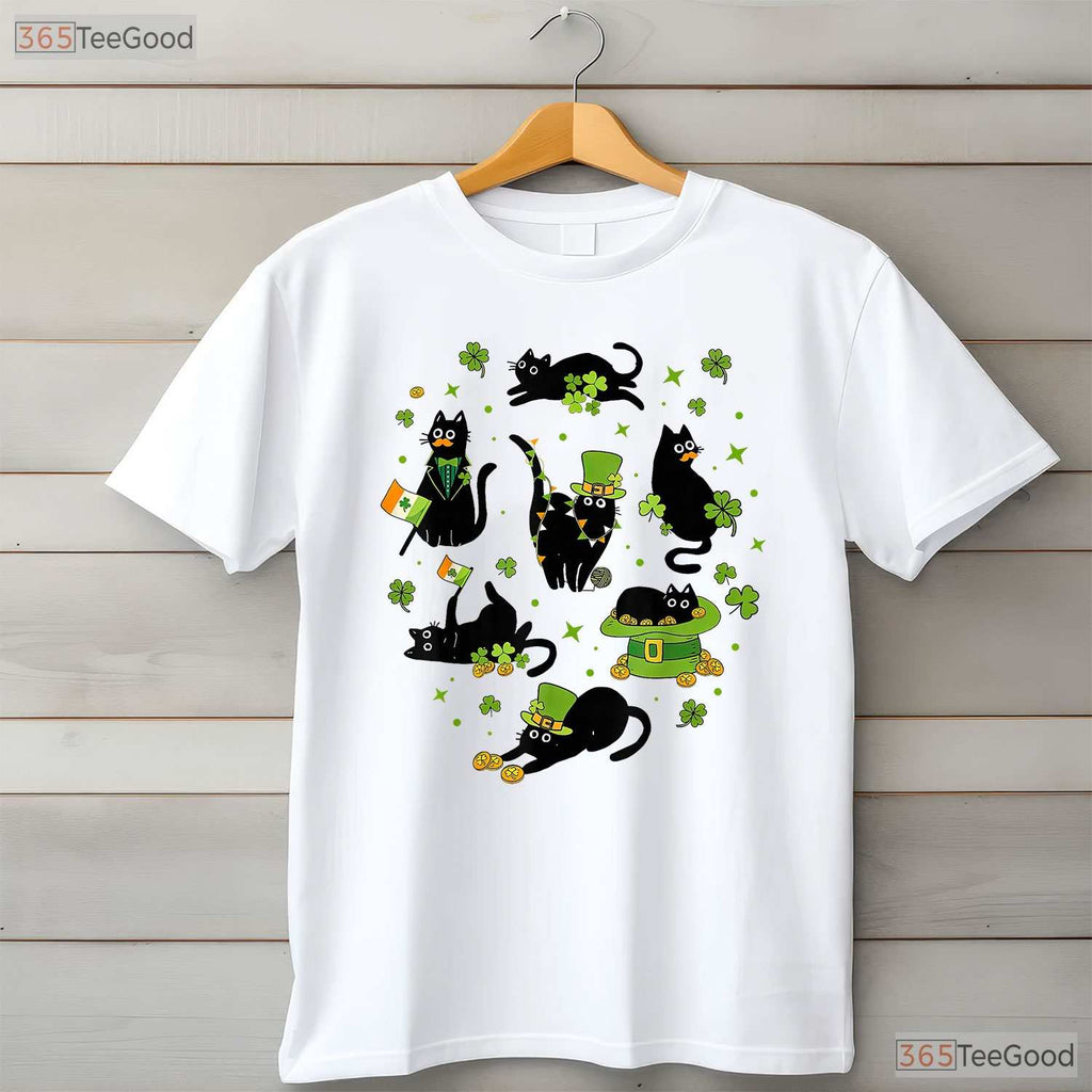 Black Cat With Shamrock St Patricks Day T-Shirt Cute Kitten Pet Lover Tee