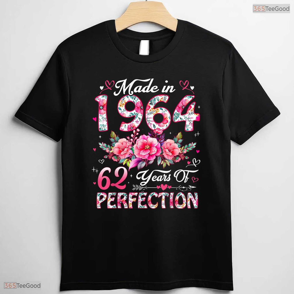 Made In 1964 Floral 62nd Birthday Women T-Shirt- Unique May Birthday Shirt Gift