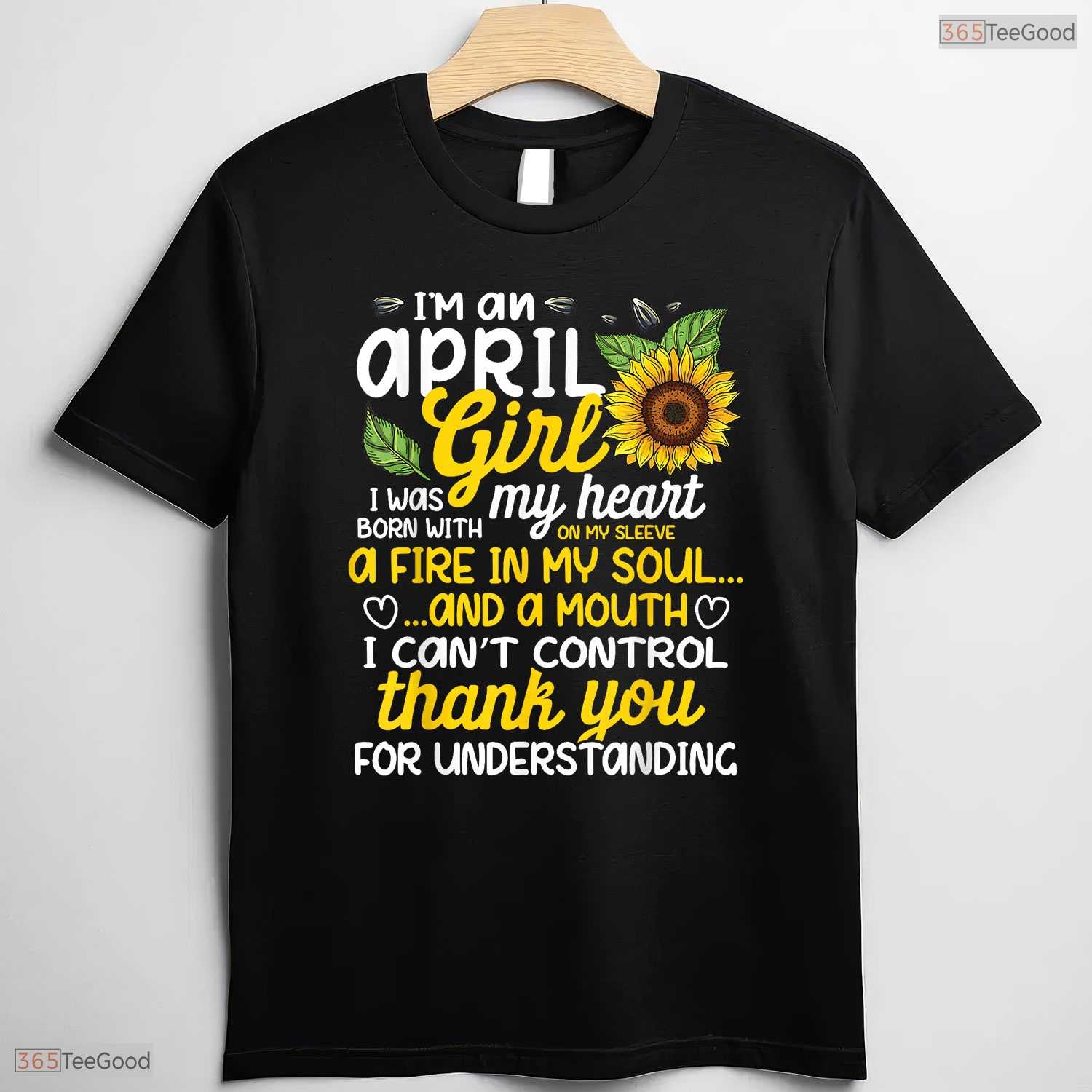 Gorgeous May Sunflower Girl Queen Born In May Spring Celebration Birthday T-Shirt