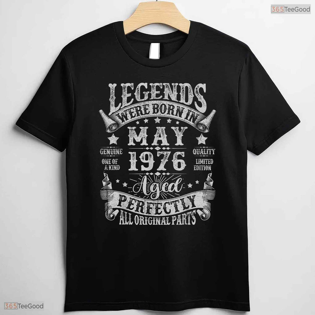 Awesome 50th Birthday For Men Legends Were Born In May 1976 Vintage Retro T-Shirt