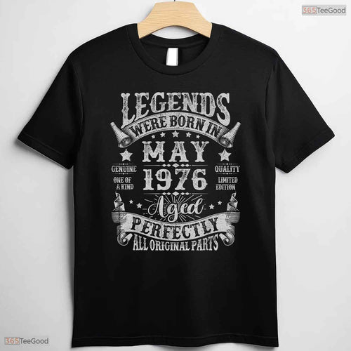 Awesome 50th Birthday For Men Legends Were Born In May 1976 Vintage Retro T-Shirt