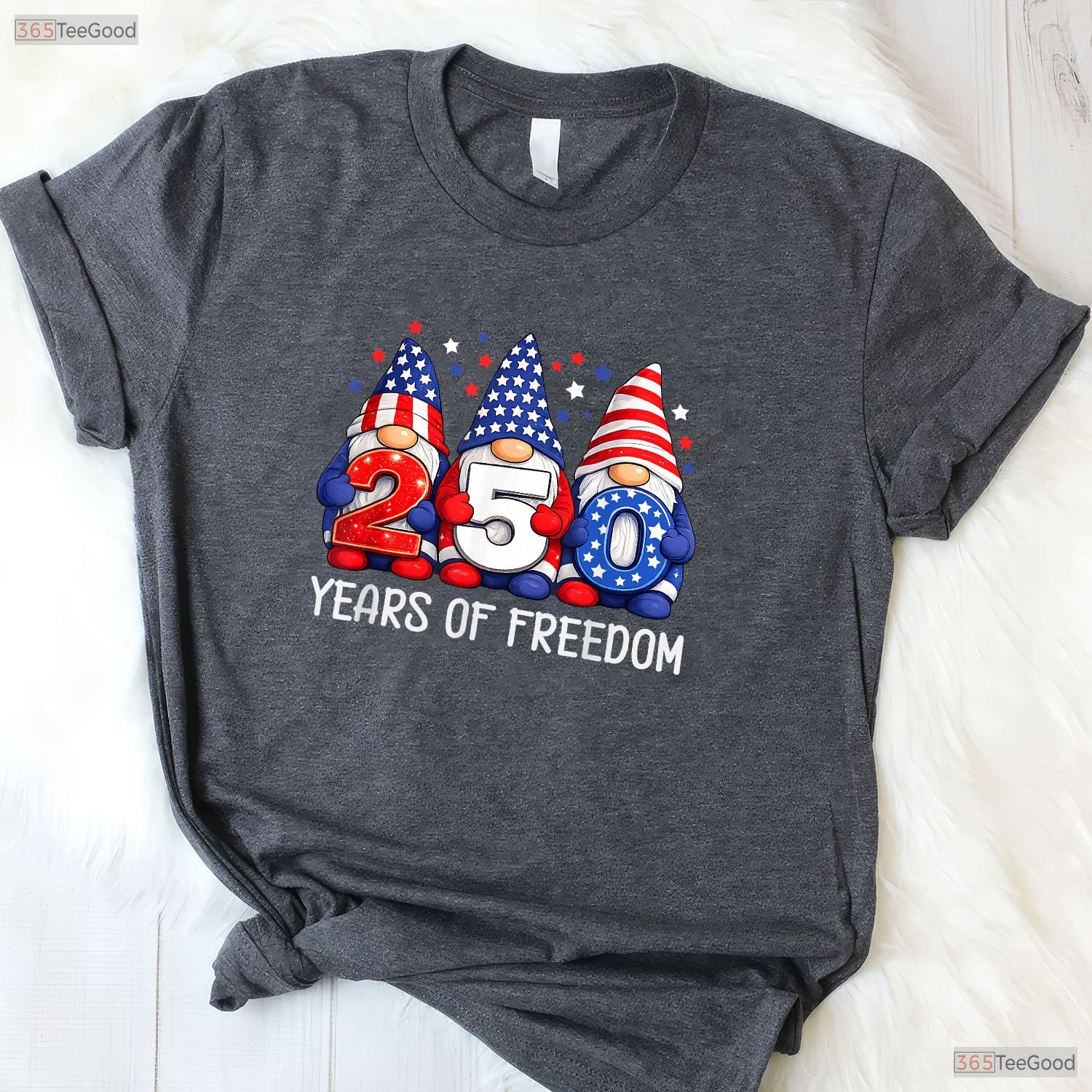 250 Years Anniversary USA Patriotic Gnome Valentine T-Shirt Bass Fishing Men