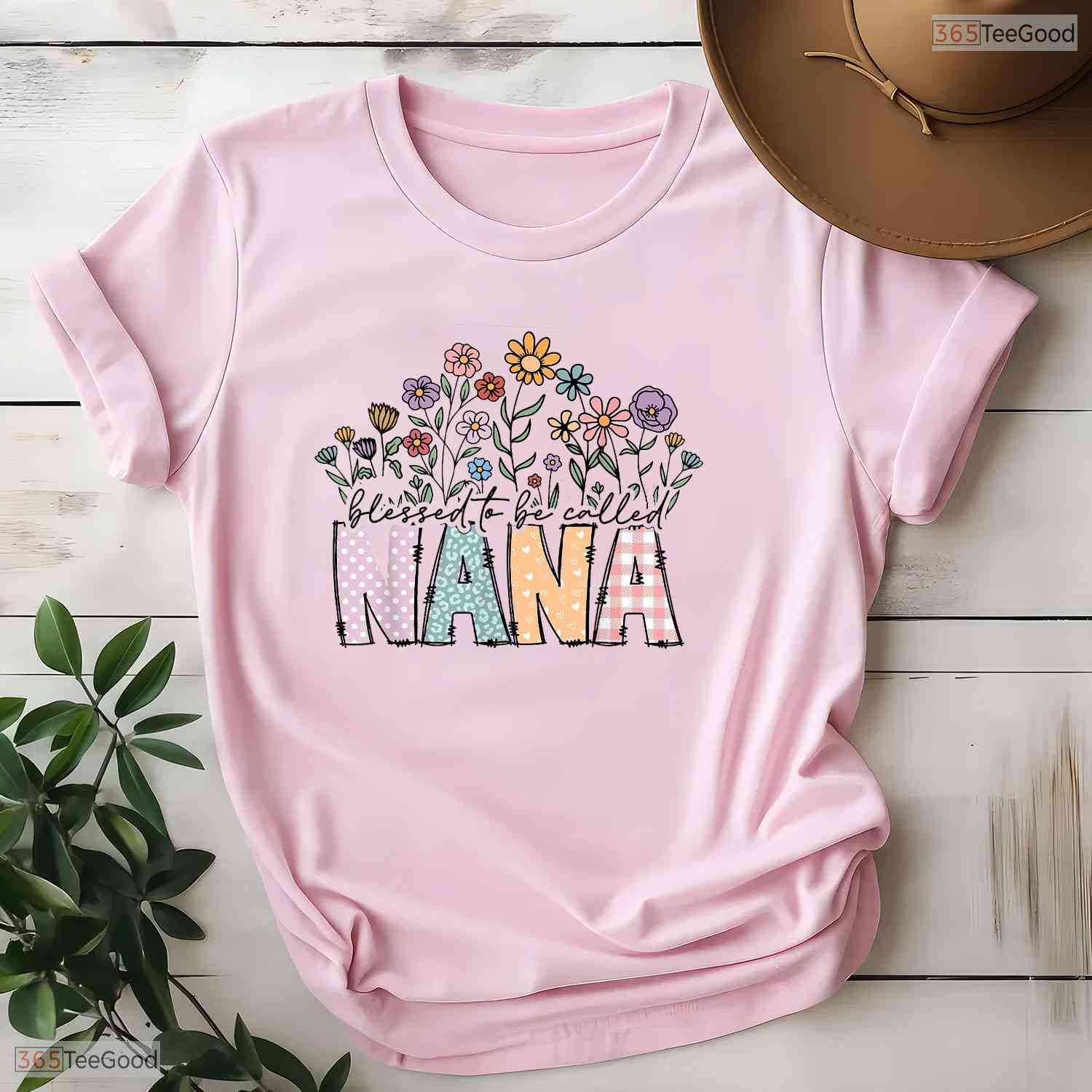 Blessed To Be Called Nana Floral Mothers Day Flower Grandma T-Shirt Present