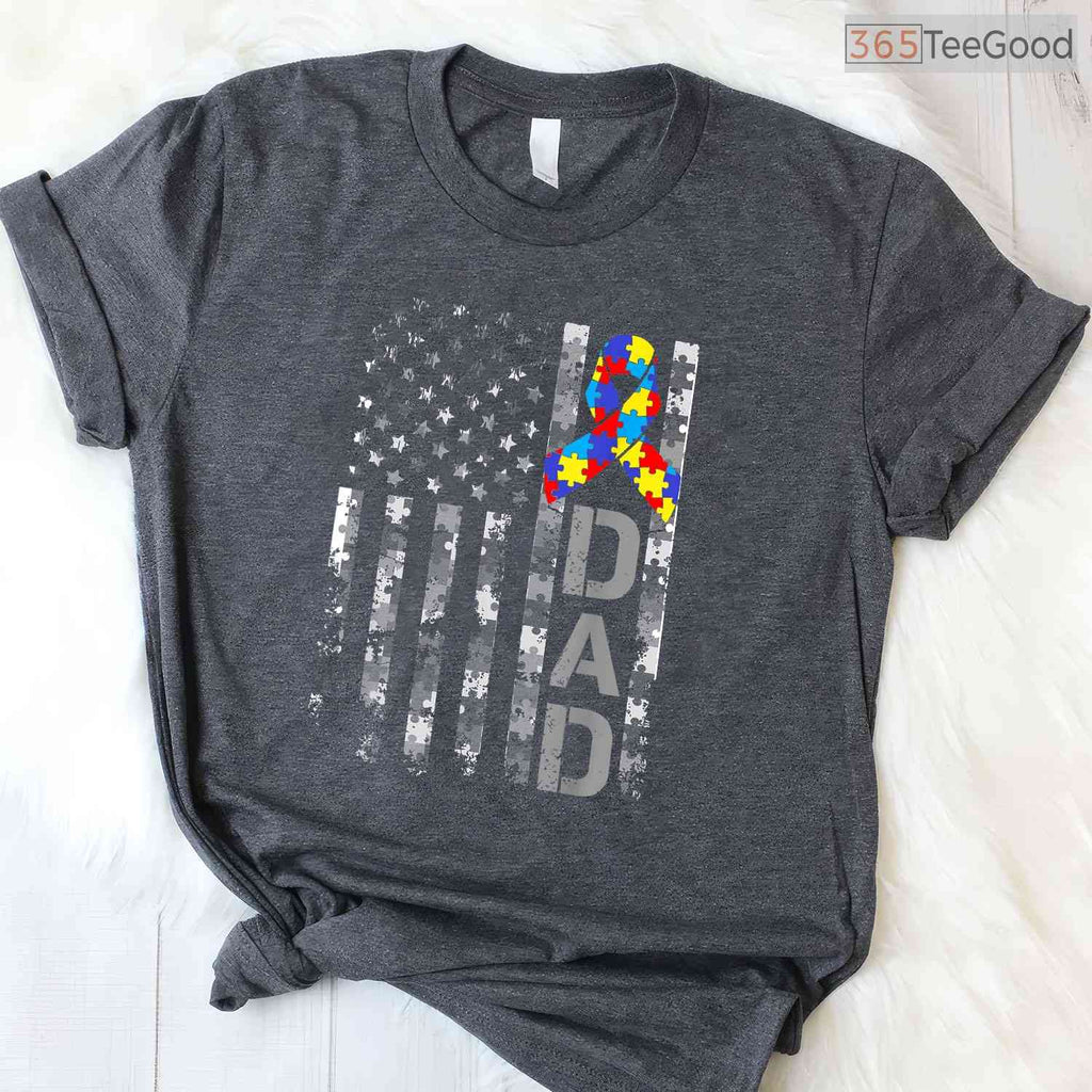 Autism Awareness Dad USA Flag Fathers Day Shirt April Support Men Gift T-Shirt