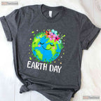 Floral Earth Day 2026 T-Shirt Gifts Unisex Adults Kids Modern Botanical Nature Tee