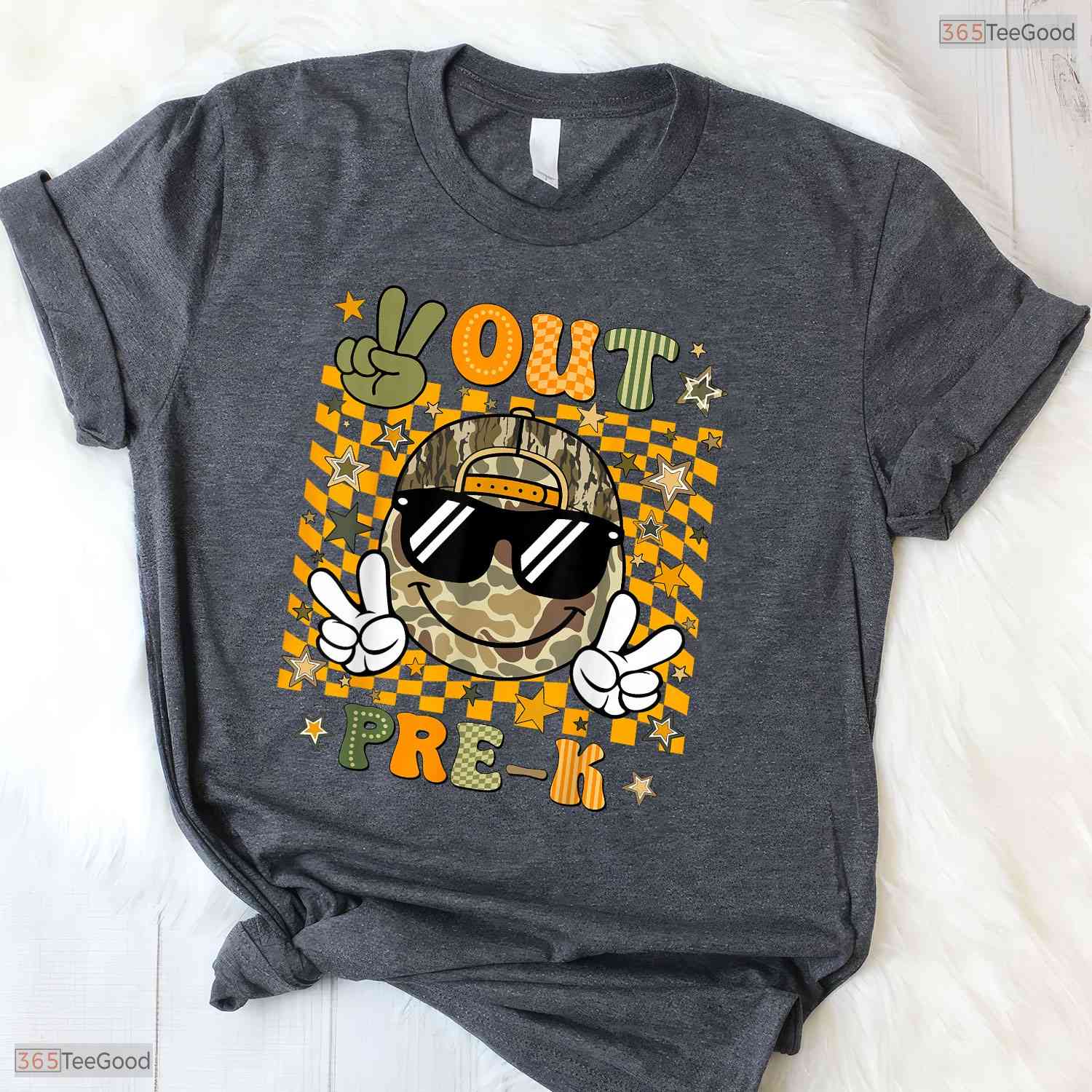 Trendy Peace Out Pre-K Camo Last Day Of School Graduation Kids Boy T-Shirt