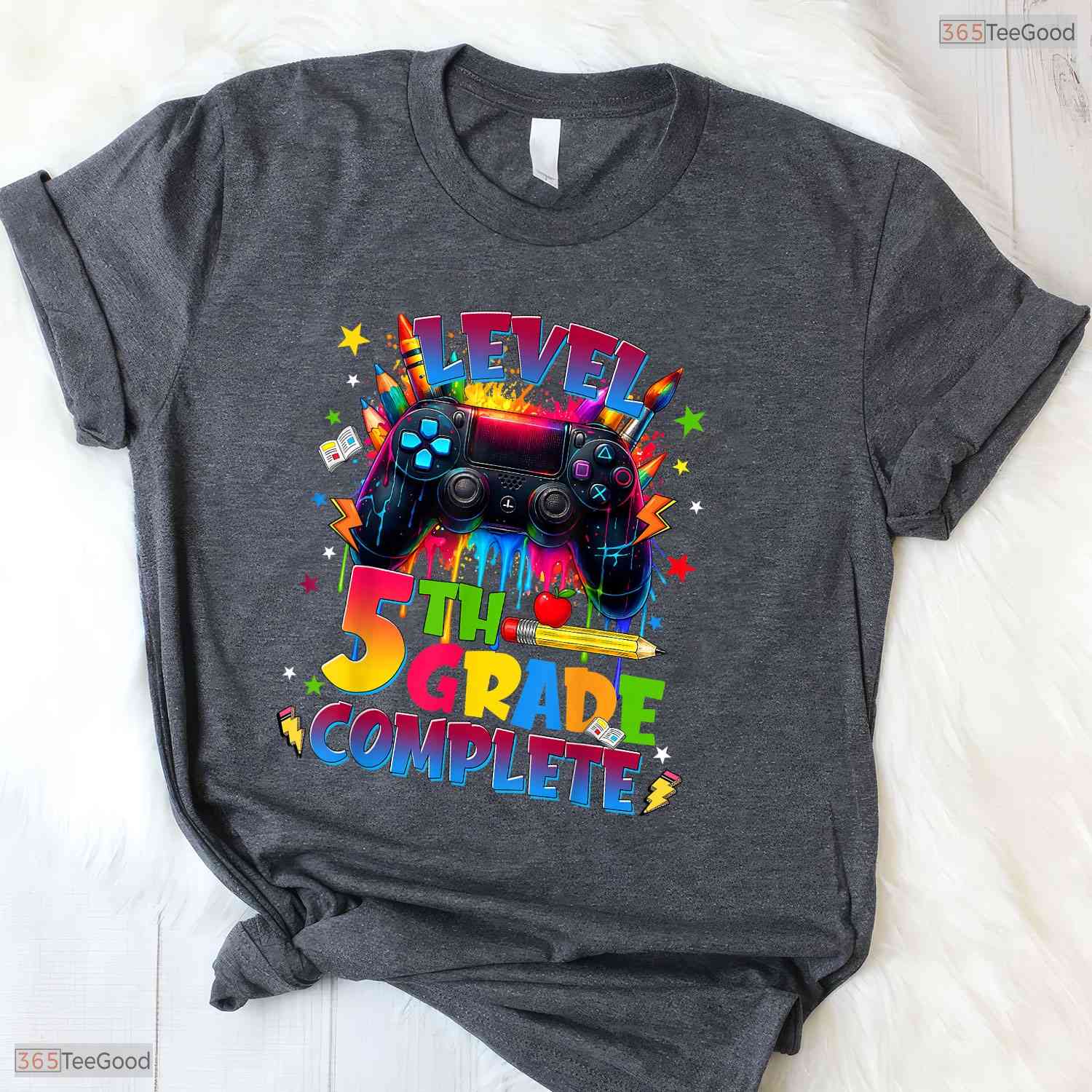 Gamer Level 5th Grade Complete Gaming Graduation Last Day Of School T-Shirt