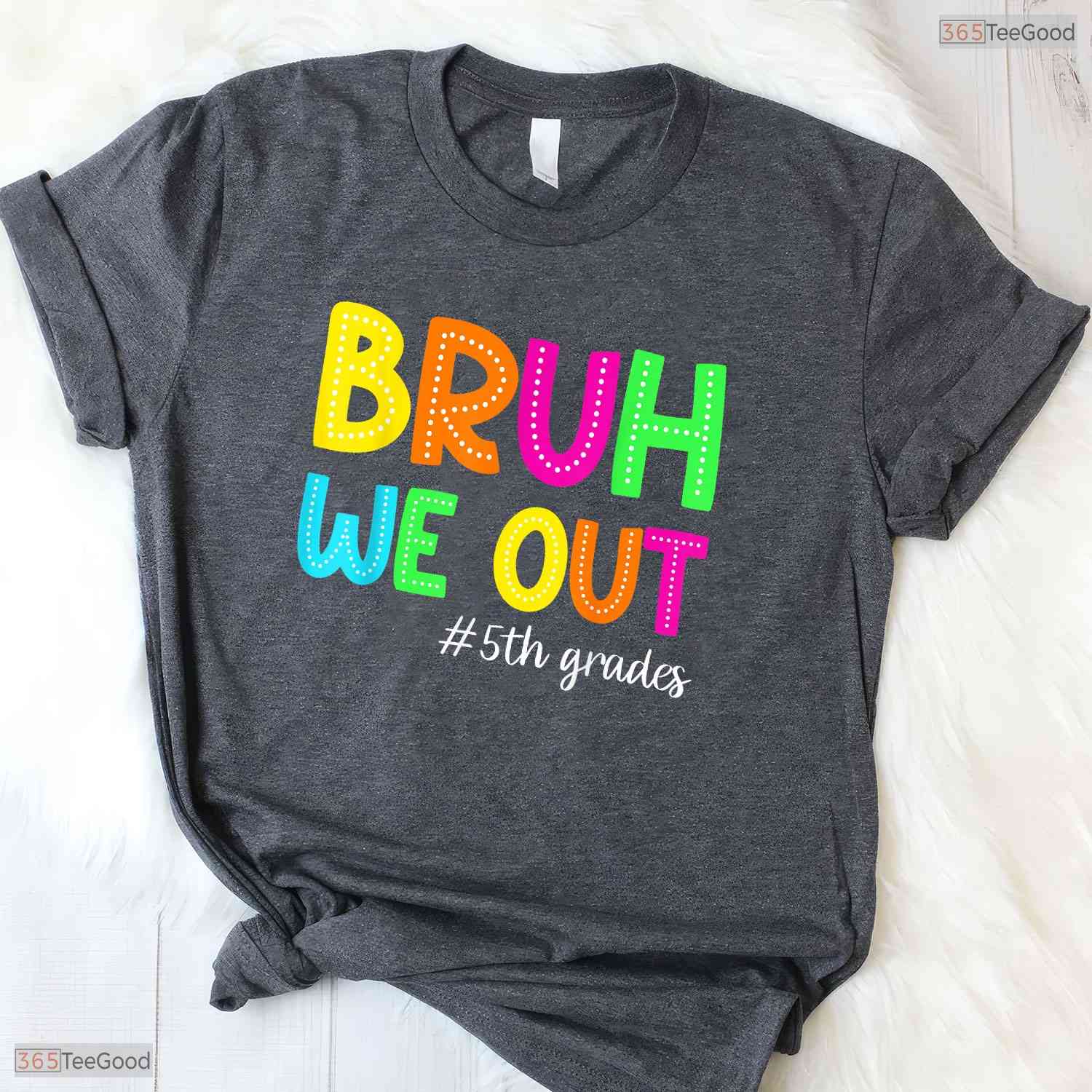Retro Bruh We Out 5th Graders Fifth Grade Graduation Class Of 2026 T-Shirt