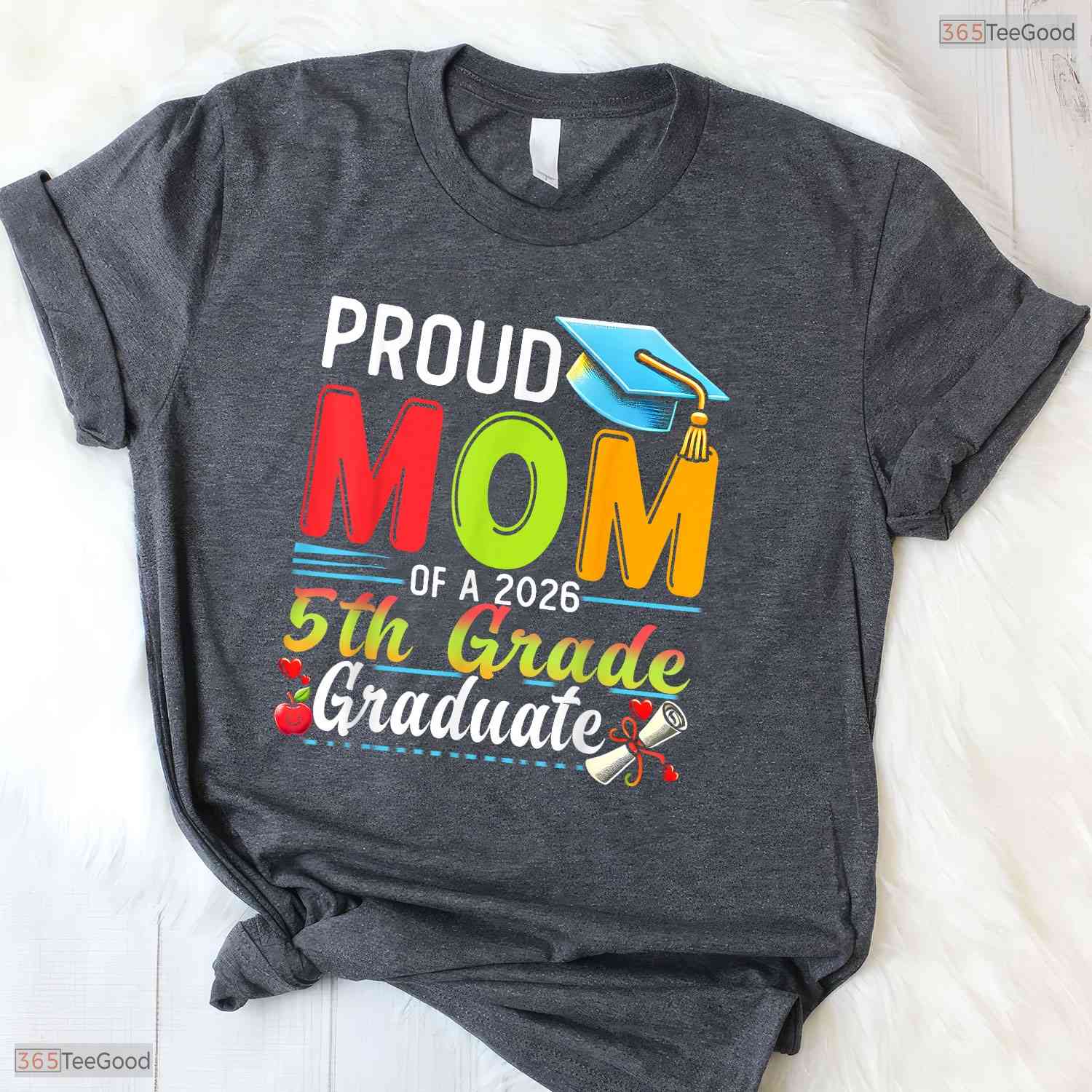 Blessed Proud Mom Of 2026 5th Grade Graduate Mothers Day Graduation Party T-Shirt