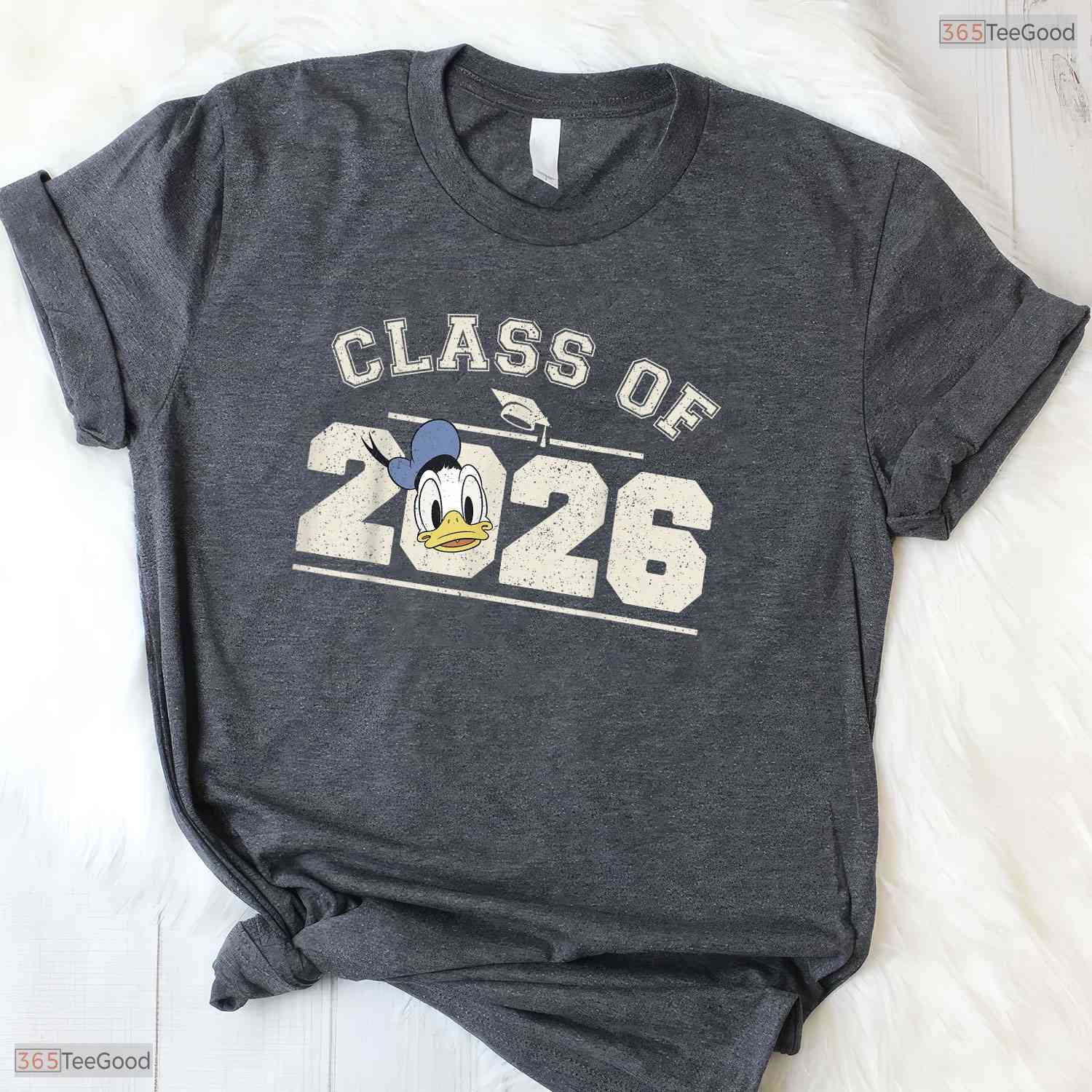 Classic Cartoon Duck Friends Graduation Class Of 2026 Celebration Party T-Shirt