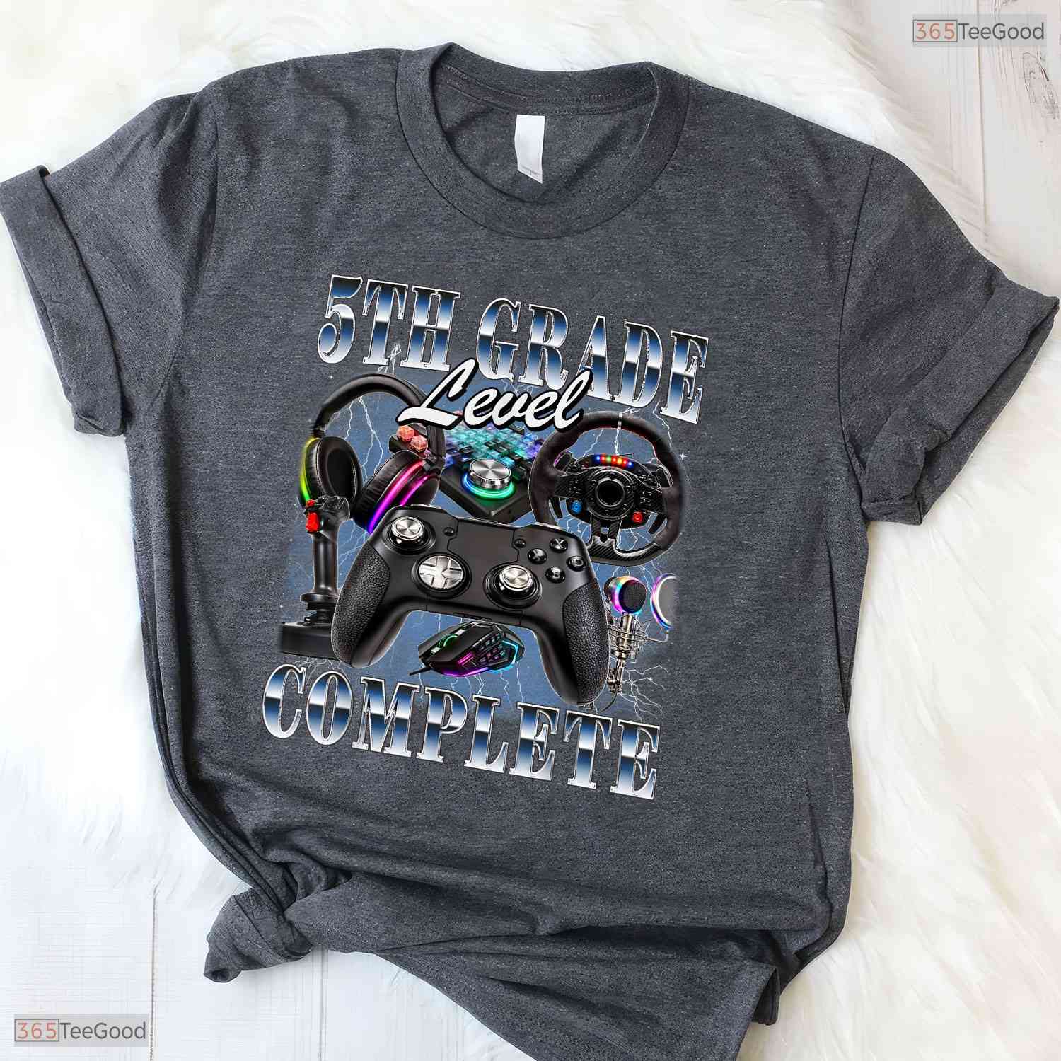 Video Gamer 5th Grade Level Complete Graduation Fifth Graders Boy Party T-Shirt