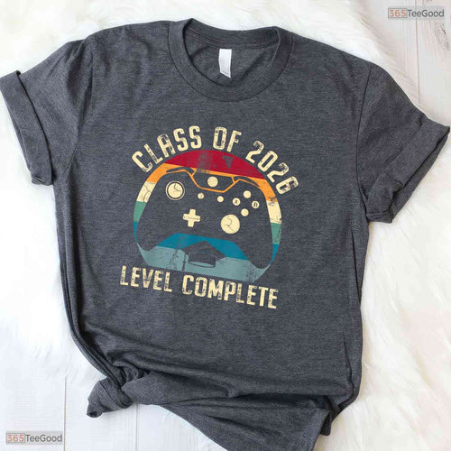 Awesome Class of 2026 Level Complete Video Gamer Senior Graduation T-Shirt