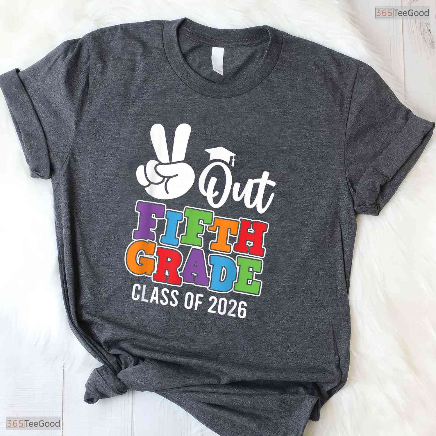 Peace Out 5th Grade 2026 Fifth Grade Grad Elementary School Moving Up Youth Shirt
