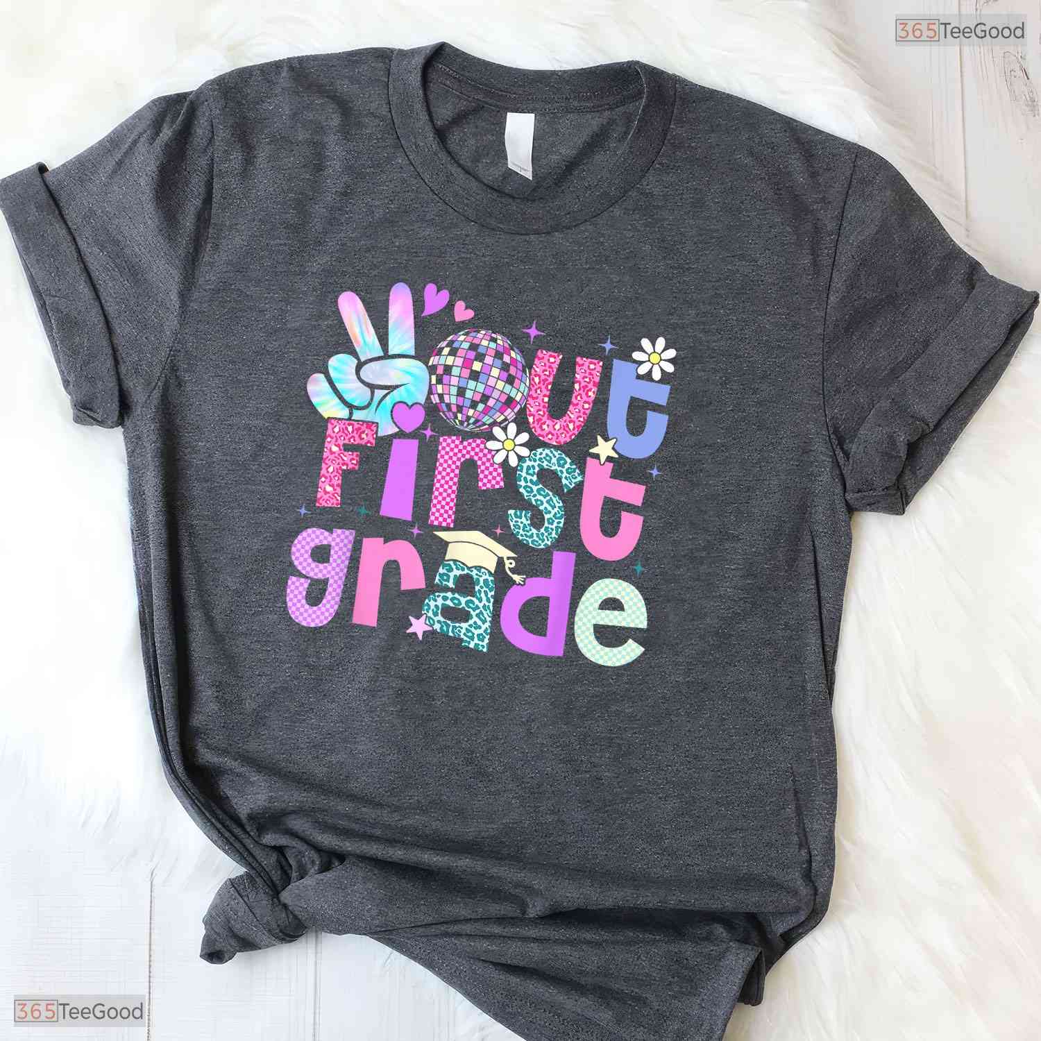 Peace Out First Grade Leopard Print Last Day Of 1st Grade Moving Up Ceremony T-Shirt