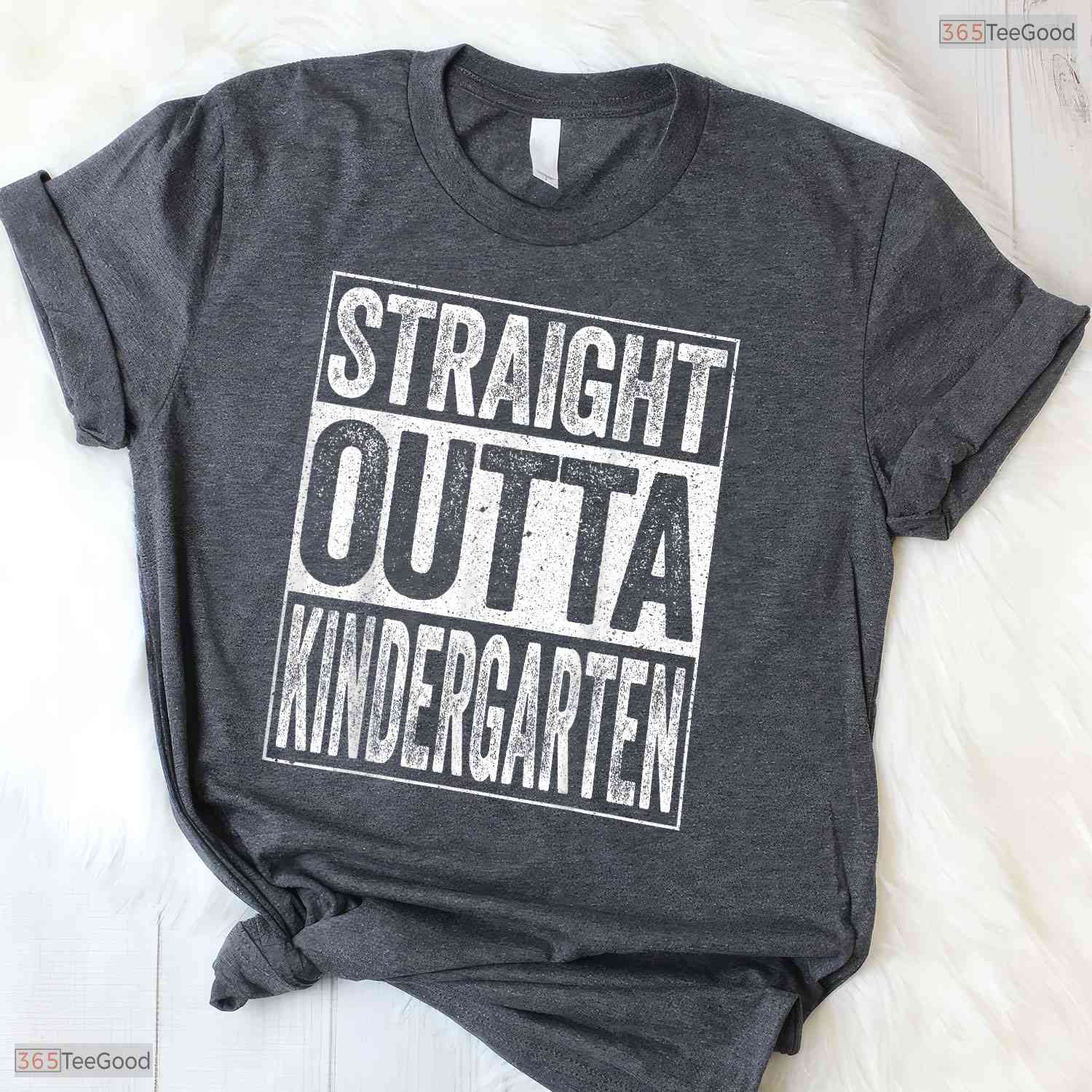 Retro Straight Outta Kindergarten Funny Boy And Girl Graduation Celebration T-Shirt