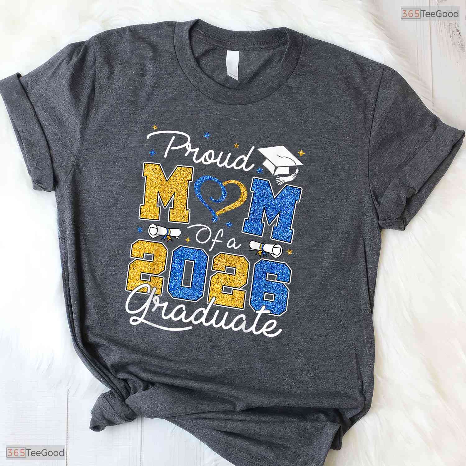 Beautiful Proud Mom Of A 2026 Graduate Blue And Gold Senior Ceremony T-Shirt
