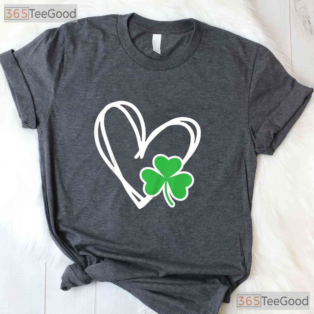 Girls Heart Shamrock St Patricks Day T-Shirt Cute Toddler Baby Kids Tee
