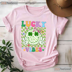 Groovy Lucky Vibes Shamrock St Patricks Day T-Shirt Retro Women Girls