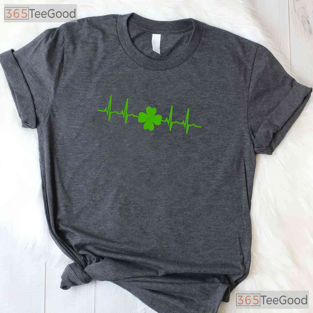 Nurse EKG Heartbeat Shamrock St Patricks Day T-Shirt RN Cardiac Medical Tee