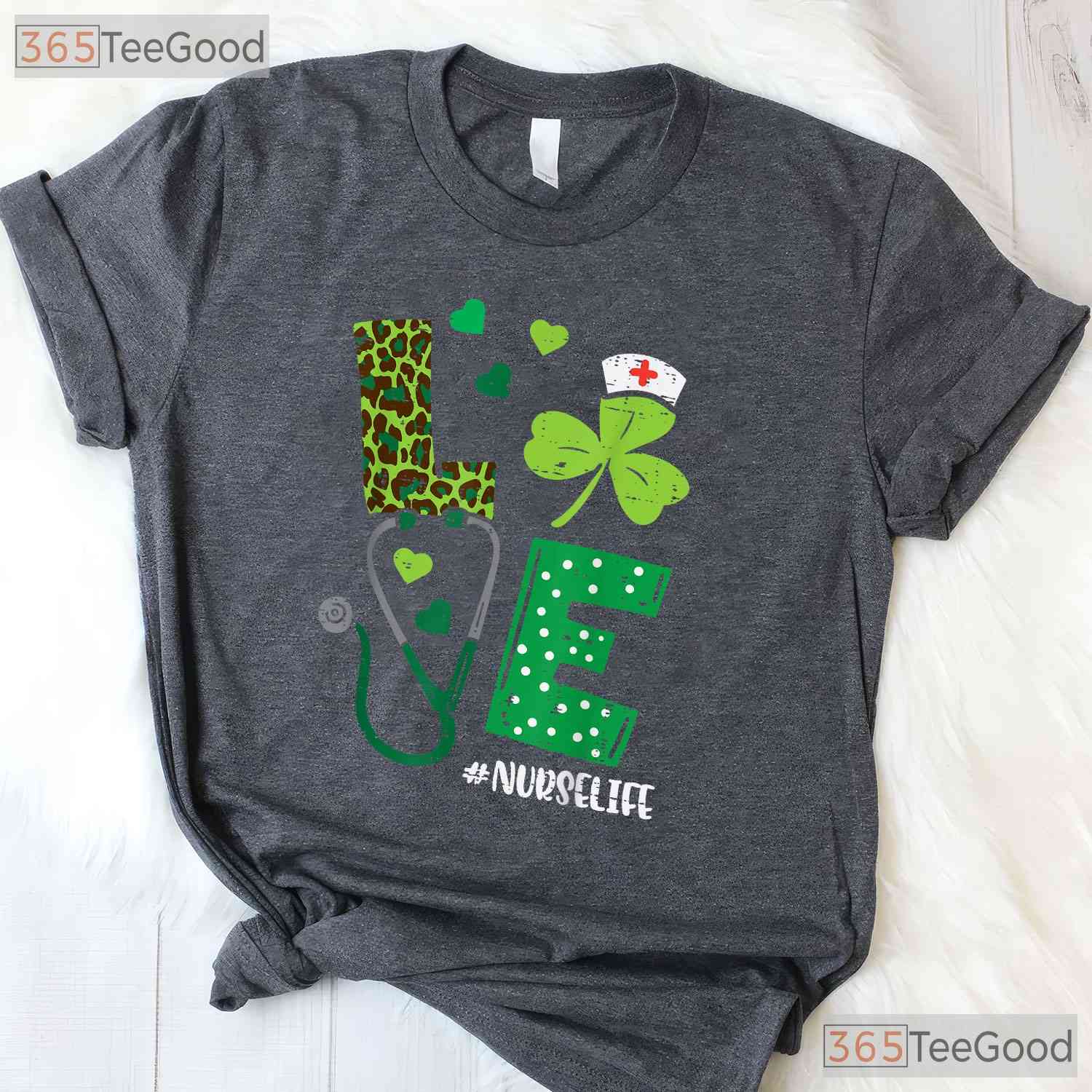 Love Stethoscope Shamrock Nurse Life St Patricks Day T-Shirt RN Medical Tee