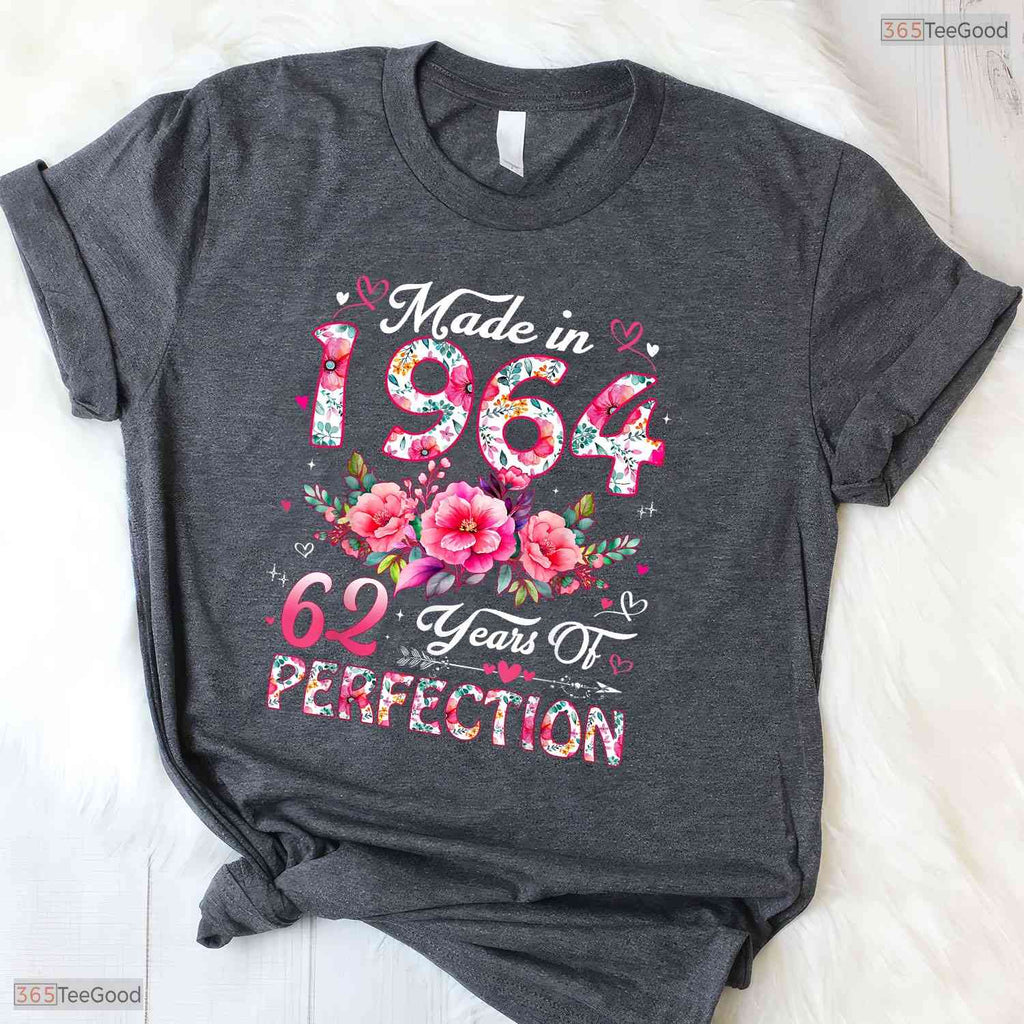 Made In 1964 Floral 62nd Birthday Women T-Shirt- Unique May Birthday Shirt Gift