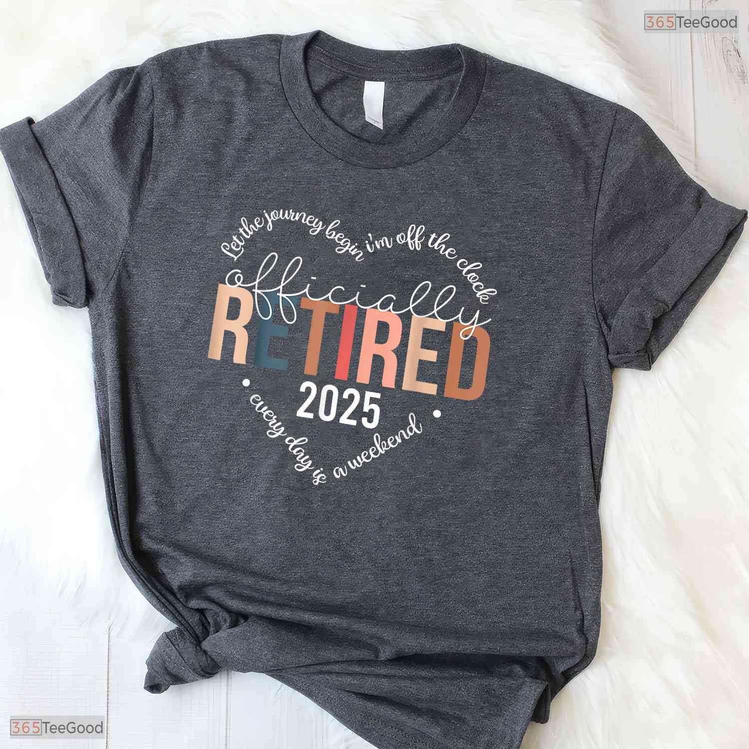 Officially Retired 2025 Heart Design T-Shirt- Women May Birthday Shirt Gift