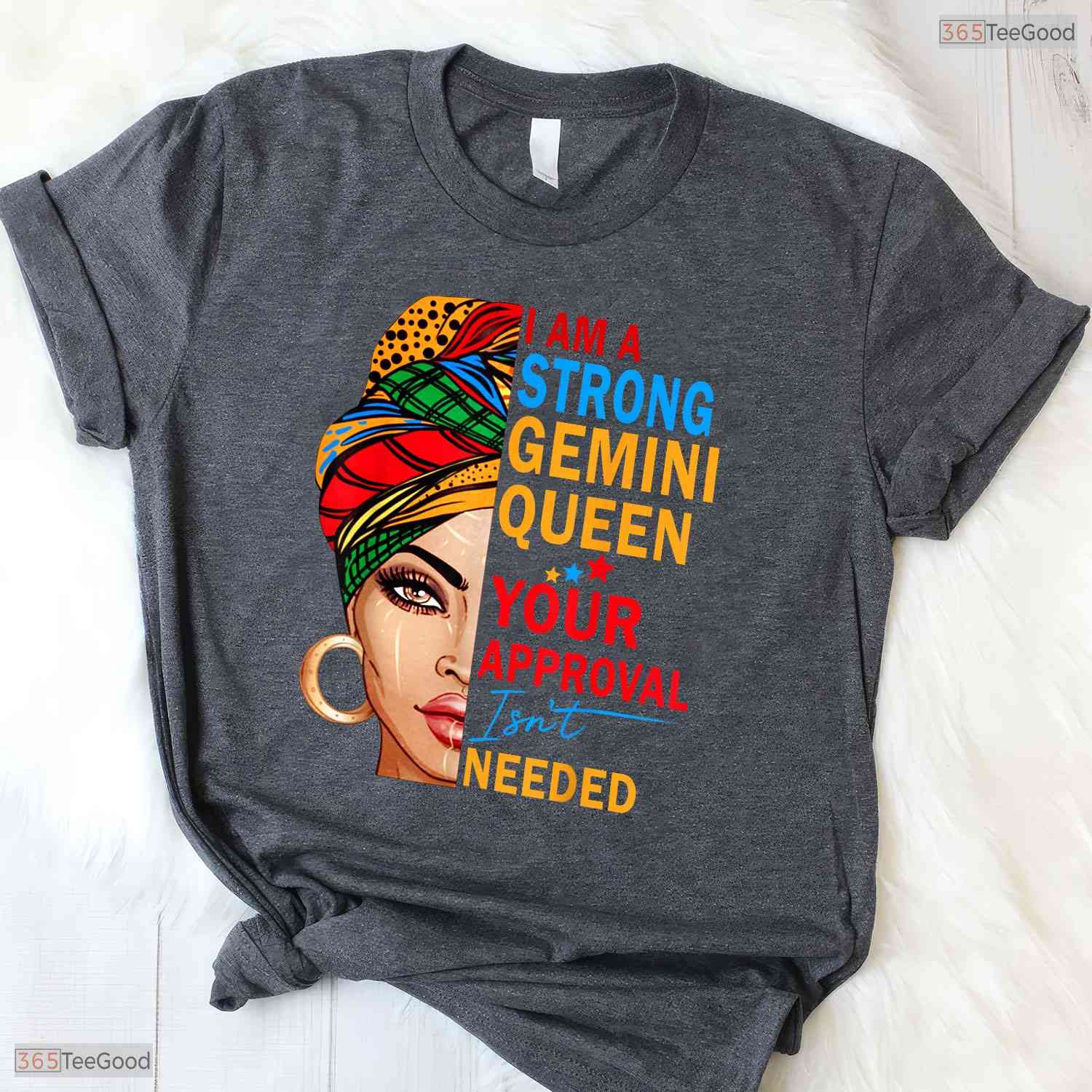 Gemini Zodiac Horoscope Queen T-Shirt- Unique May Birthday Shirt For Women