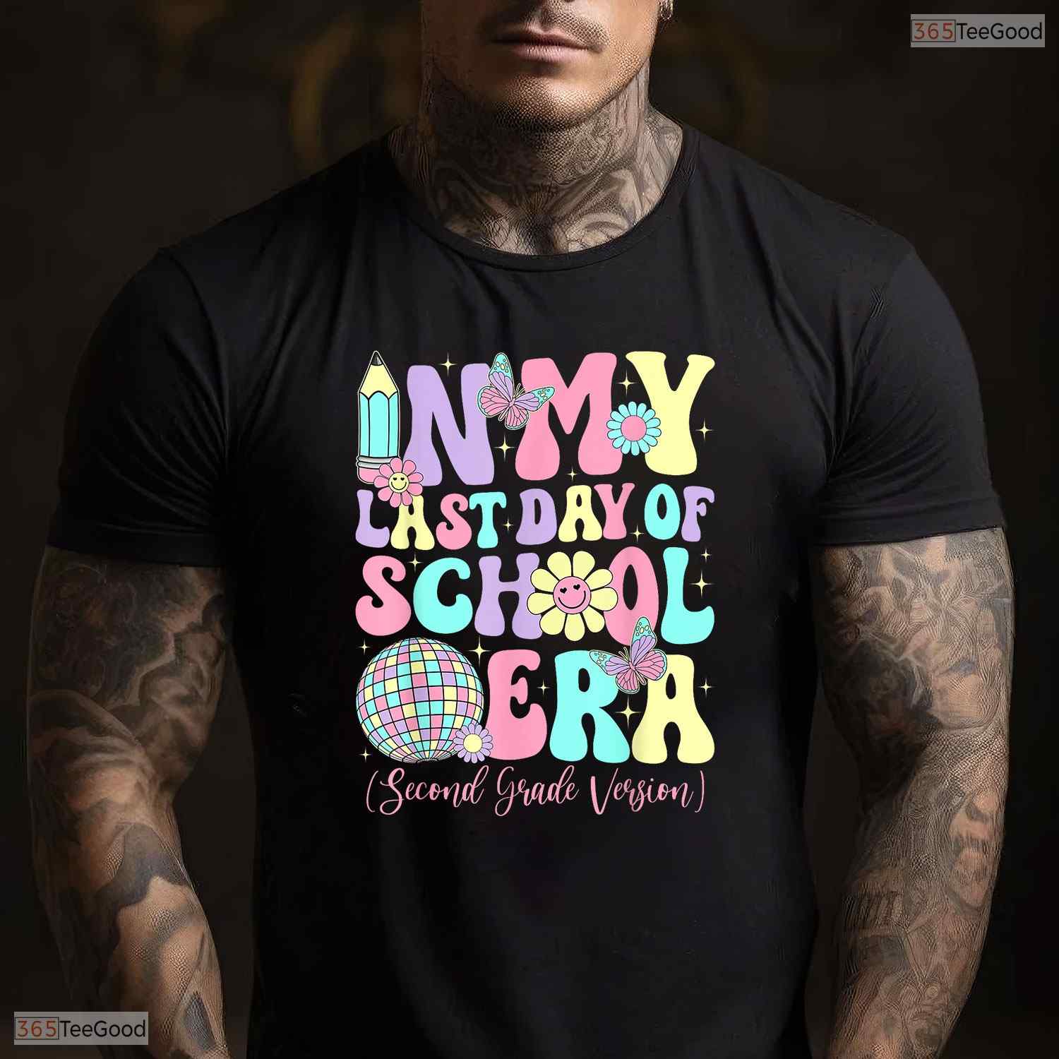 Retro Groovy In My Last Day Of School Era Second Grade Graduation Kids T-Shirt