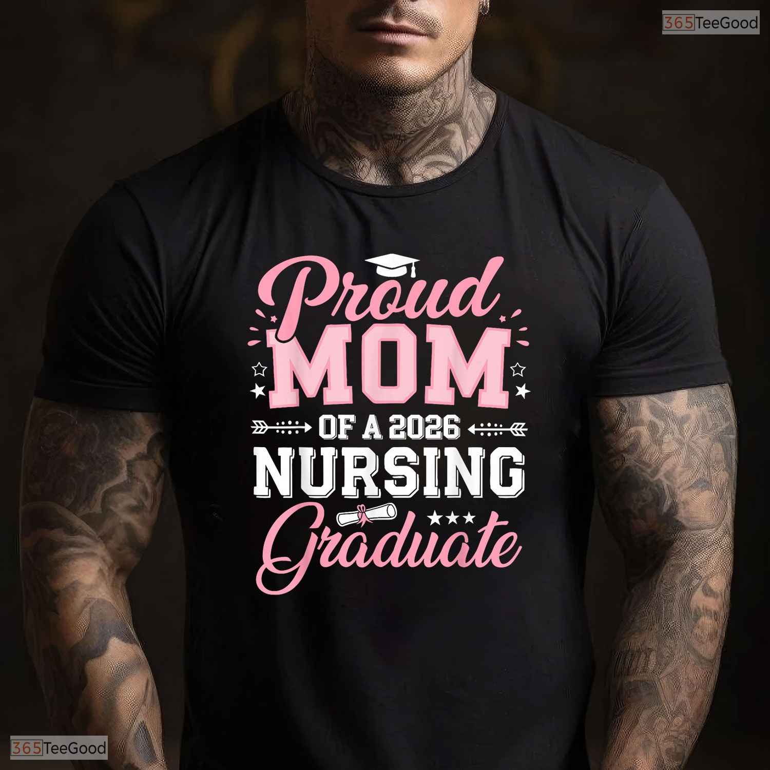 Supportive Proud Mom Of A 2026 Nursing Graduate Nurse Graduation 2026 Ceremony T-Shirt