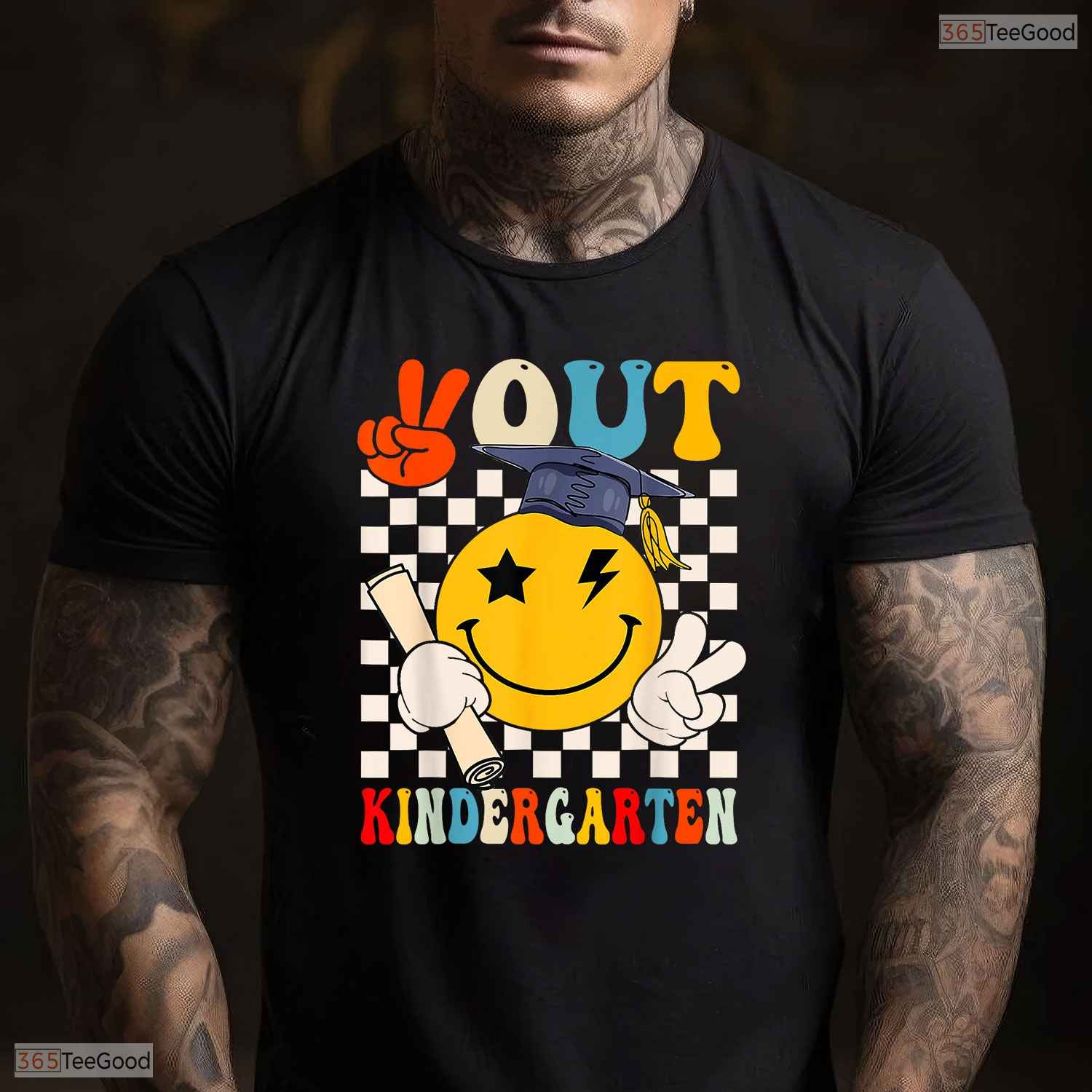 Groovy Peace Out Kindergarten Last Day Of School Retro Graduation Kids Shirt